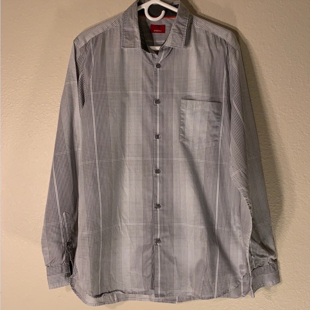 Alfani Men’s slim fit stretch dress shirt.